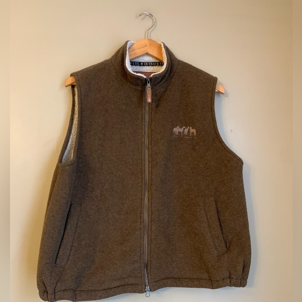 Outback Trading Co Vest Ladies Summit L Brown Sherpa Fleece Equestrian Horse